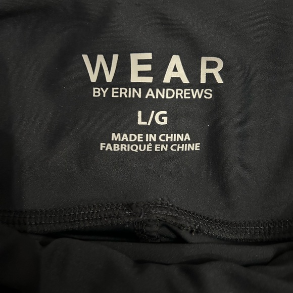 WEAR by Erin Andrews NFL Mew England Patriots Leggings - Picture 7 of 7